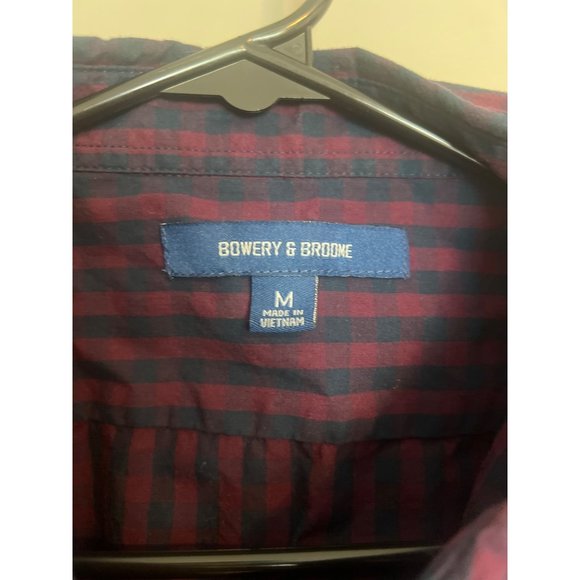Bowery & Broome M Red and Navy Plaid Button Down Shirt - Picture 2 of 3